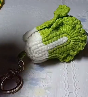 钩织白菜挂件